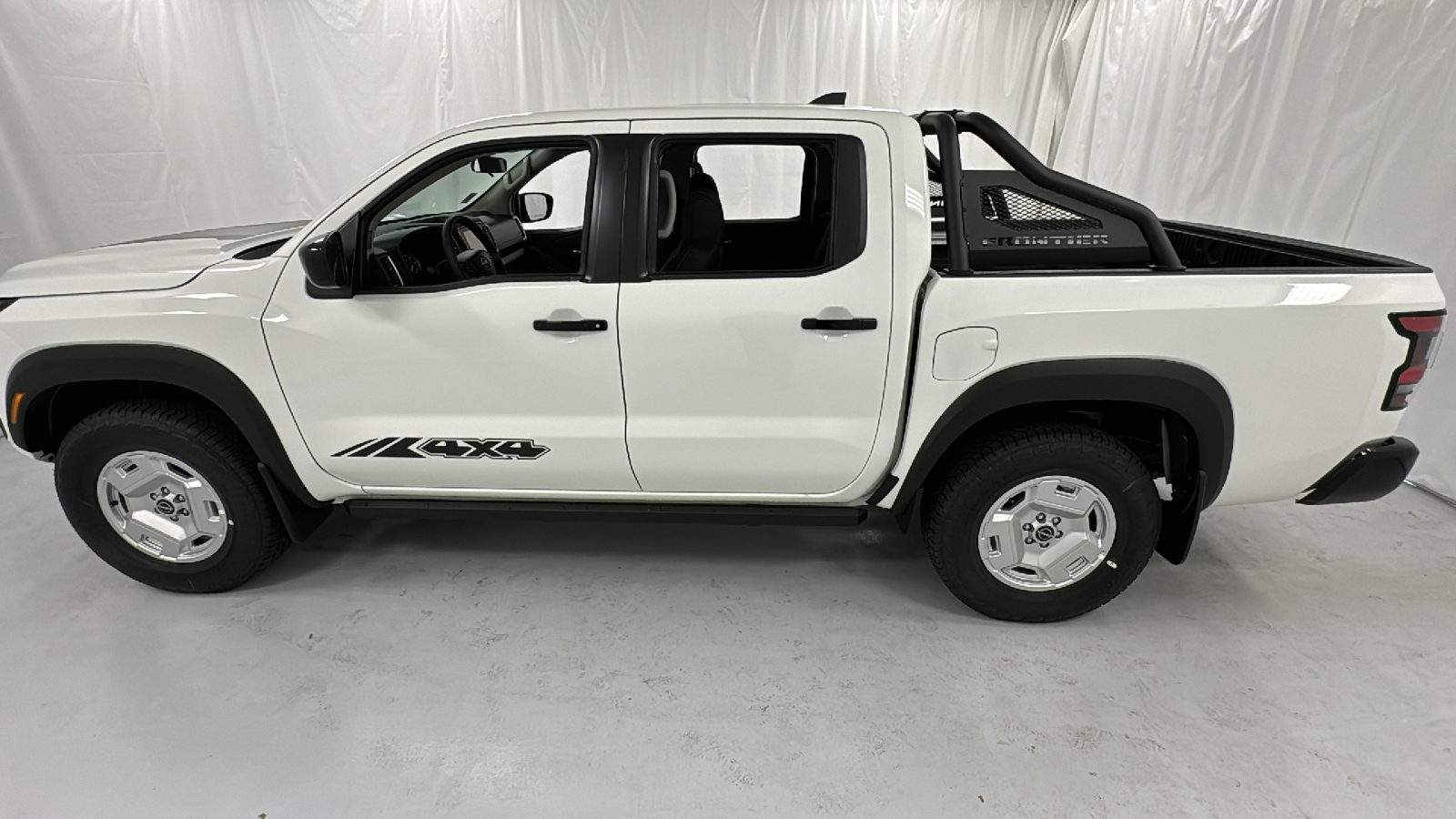 2024 Nissan Frontier SV 6