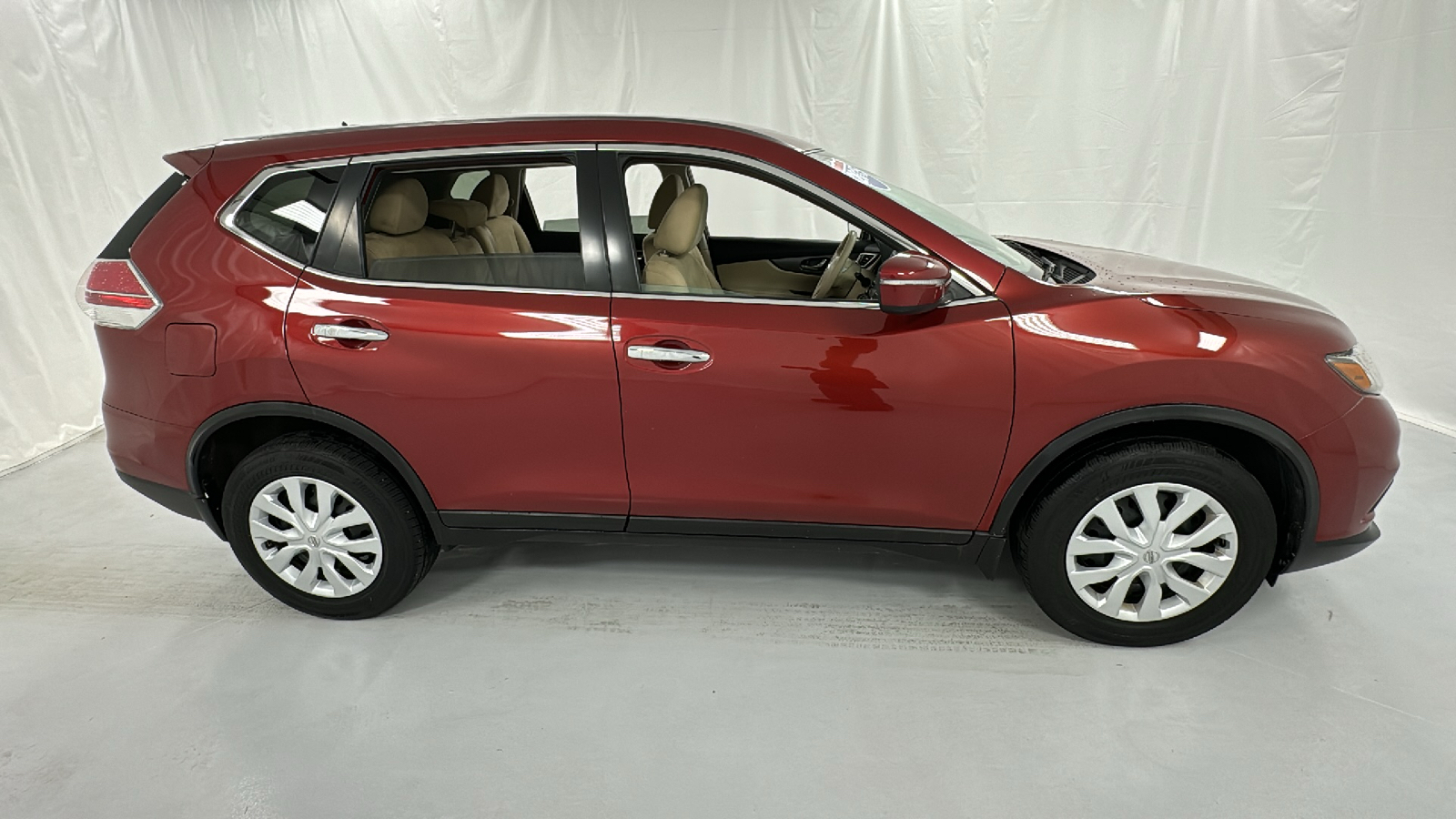 2015 Nissan Rogue S 2