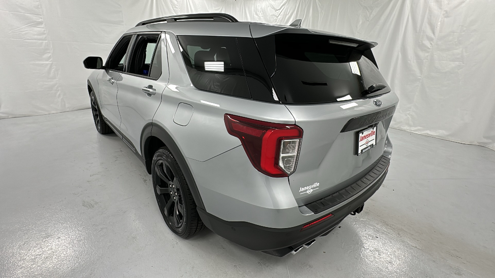 2020 Ford Explorer ST 5