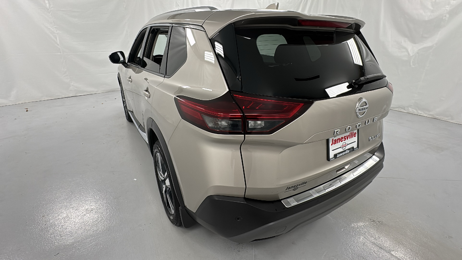 2021 Nissan Rogue SL 5