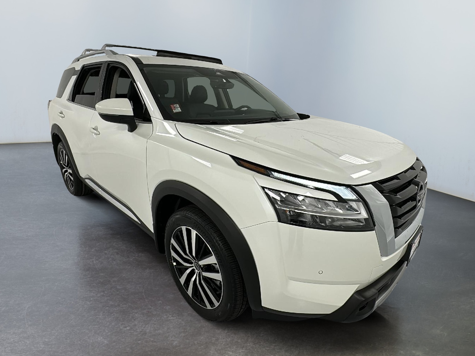 2024 Nissan Pathfinder Platinum 1