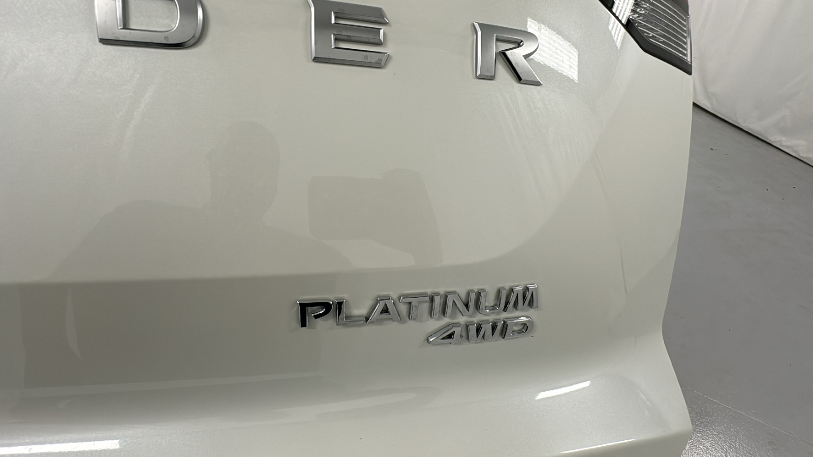 2024 Nissan Pathfinder Platinum 16