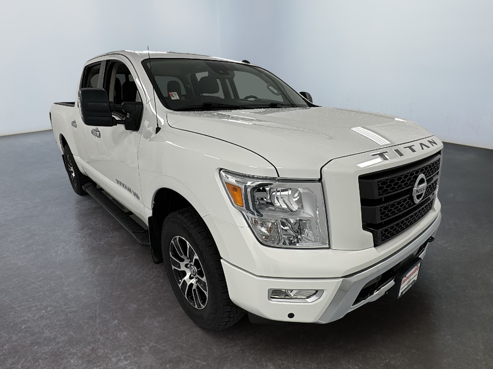 2020 Nissan Titan SV 1