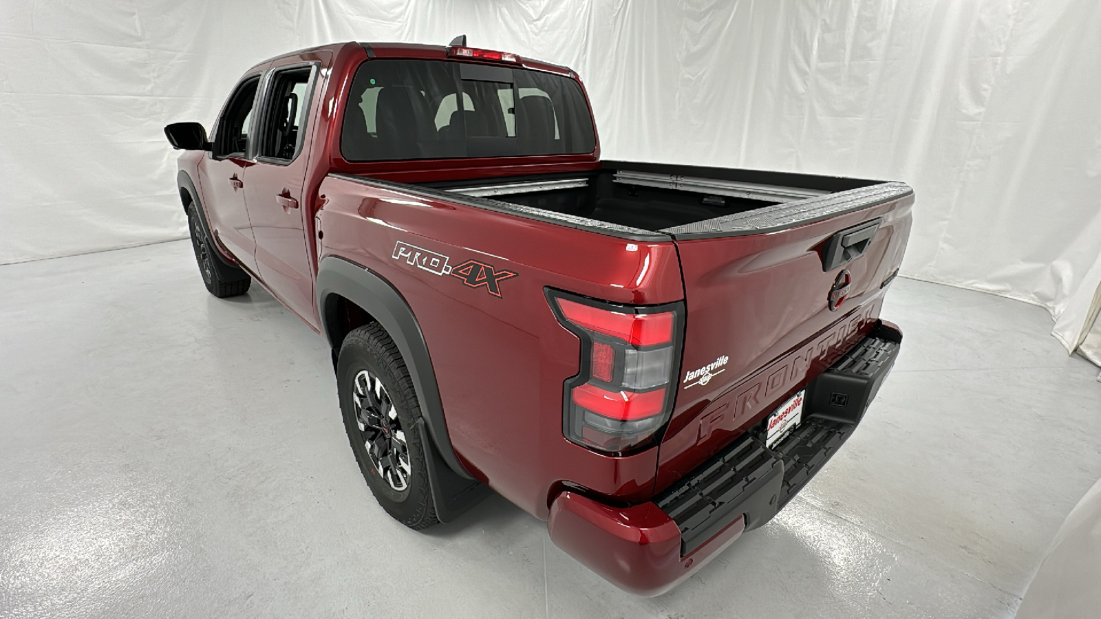 2024 Nissan Frontier PRO-4X 5