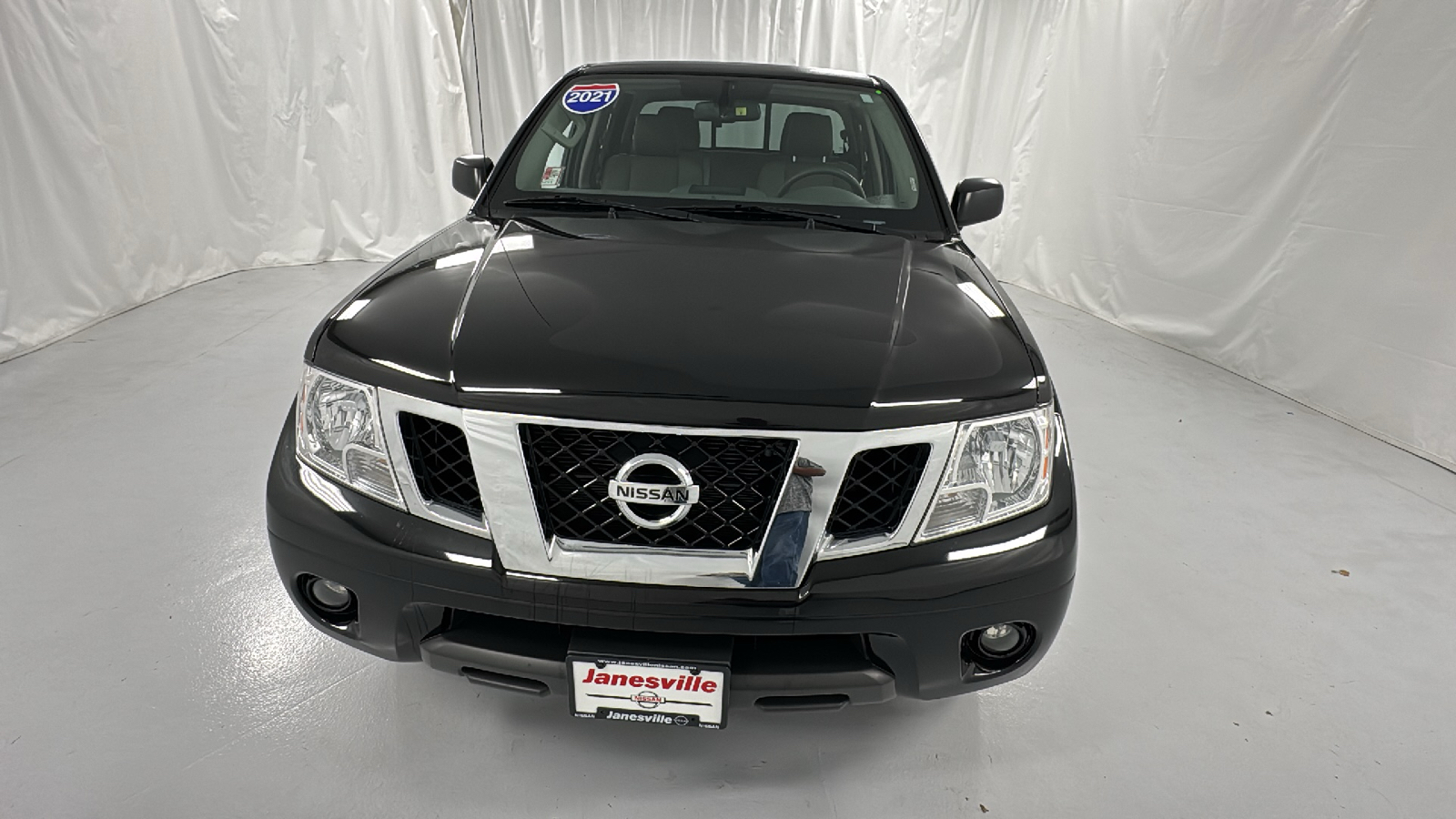 2021 Nissan Frontier SV 8