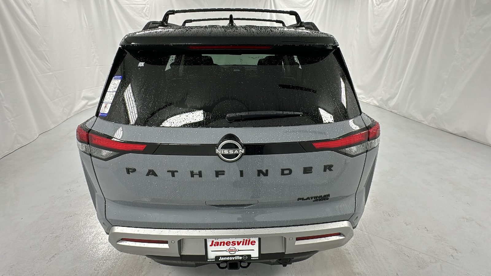 2024 Nissan Pathfinder Platinum 4