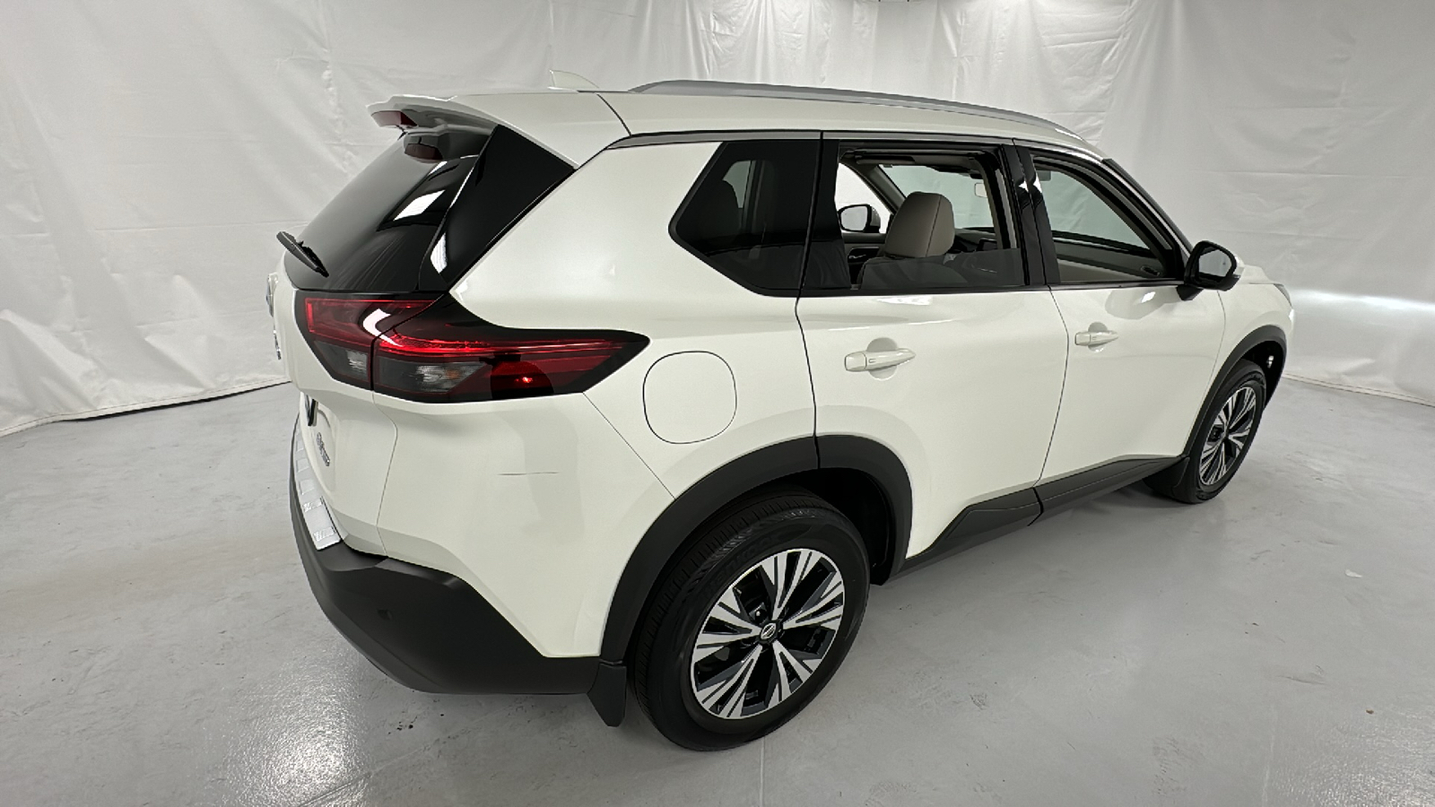 2021 Nissan Rogue  3