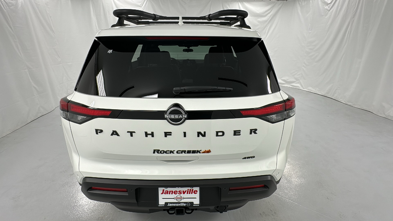 2024 Nissan Pathfinder Rock Creek 4