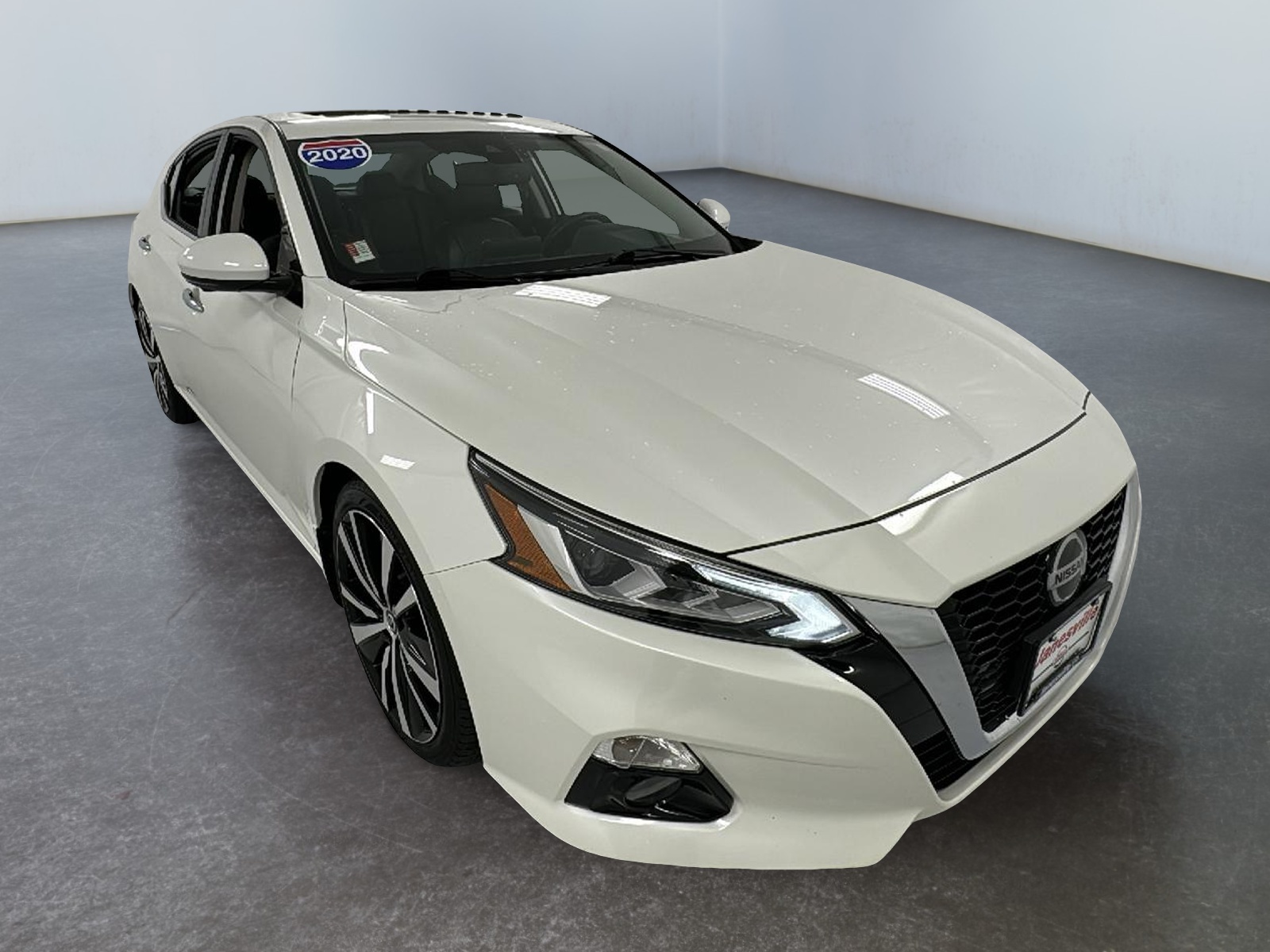 2020 Nissan Altima 2.0 Platinum 1