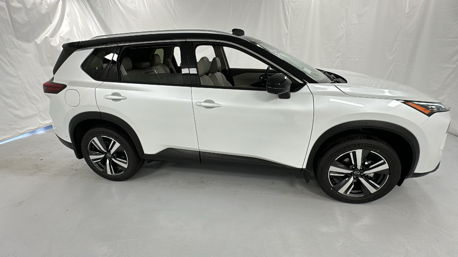 2024 Nissan Rogue SL 2