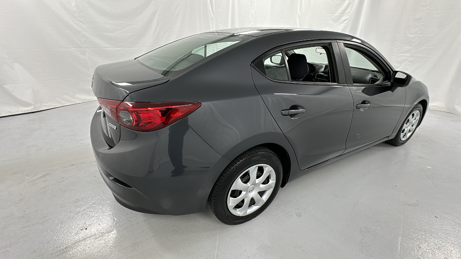 2015 Mazda Mazda3 i Sport 3