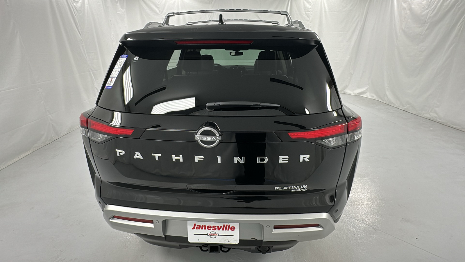 2024 Nissan Pathfinder Platinum 4