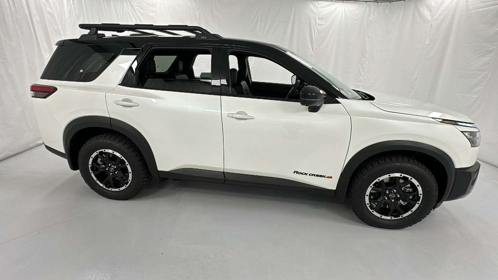 2024 Nissan Pathfinder Rock Creek 2