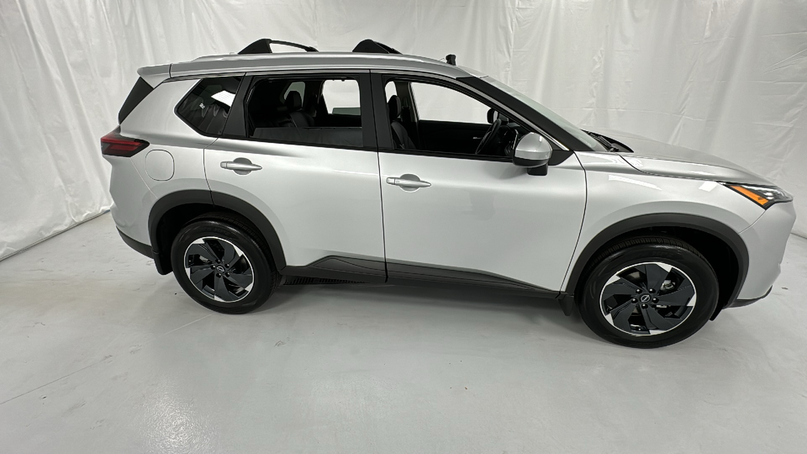 2025 Nissan Rogue SV 2