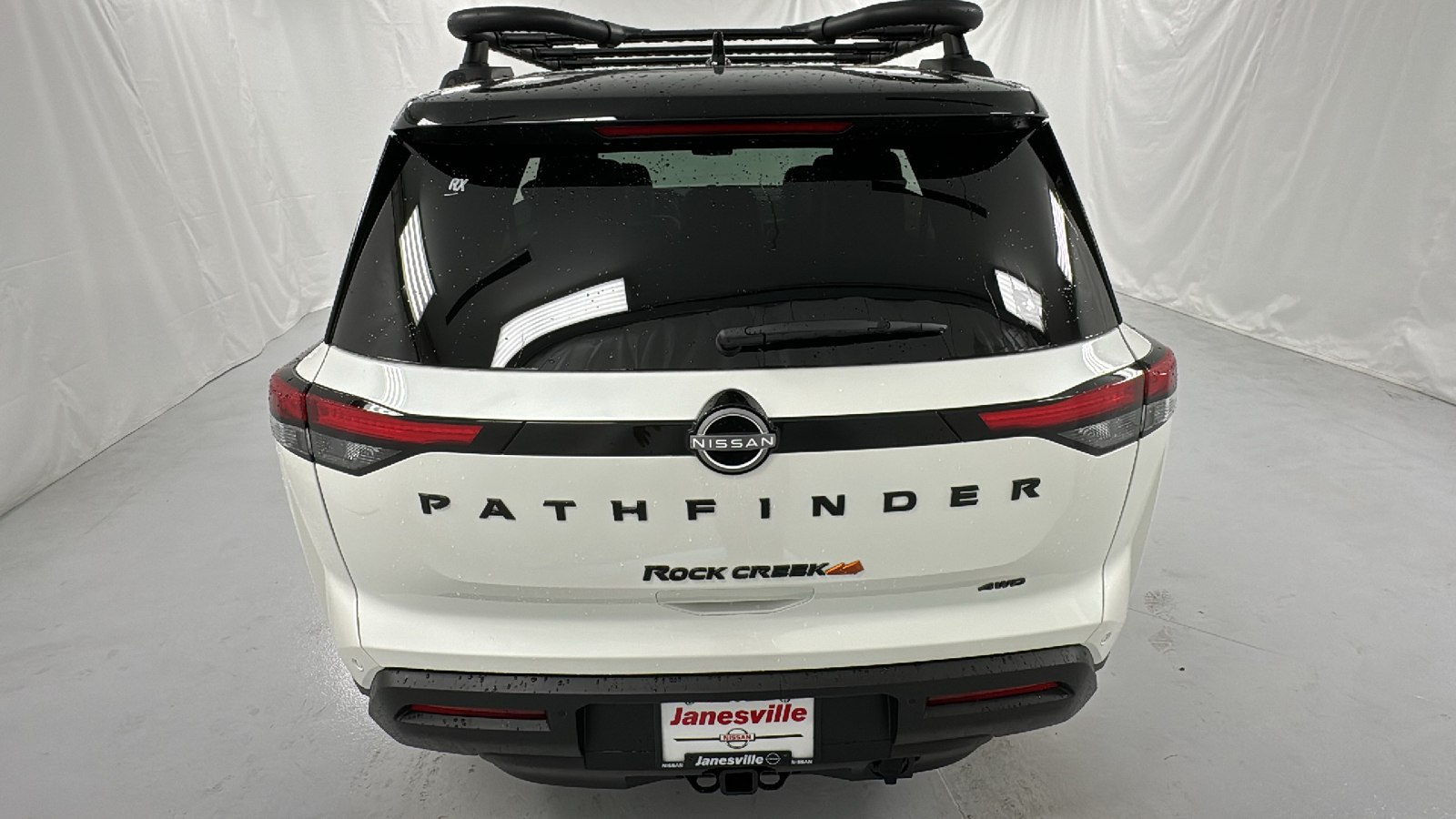 2024 Nissan Pathfinder Rock Creek 4