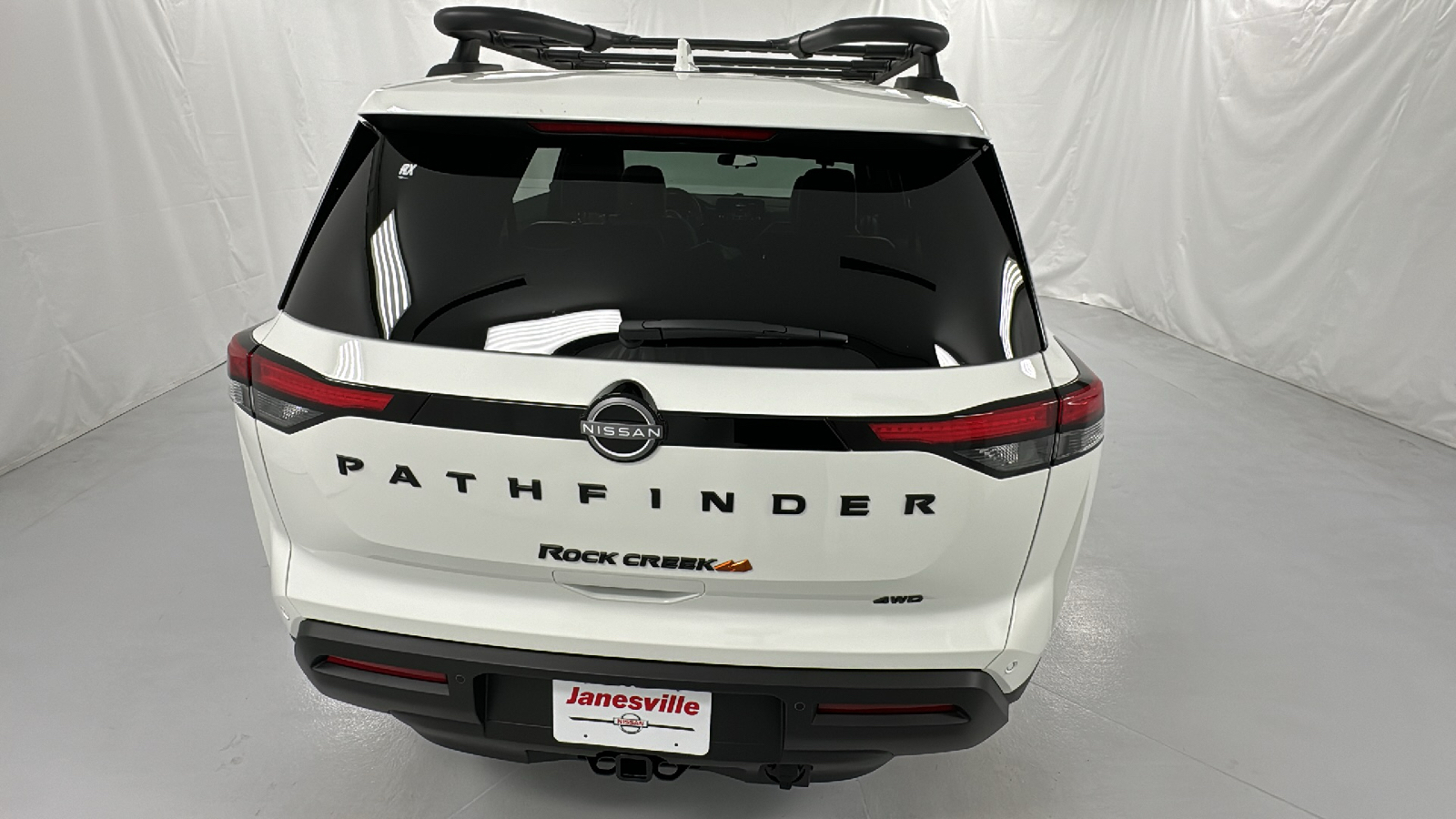 2024 Nissan Pathfinder Rock Creek 4