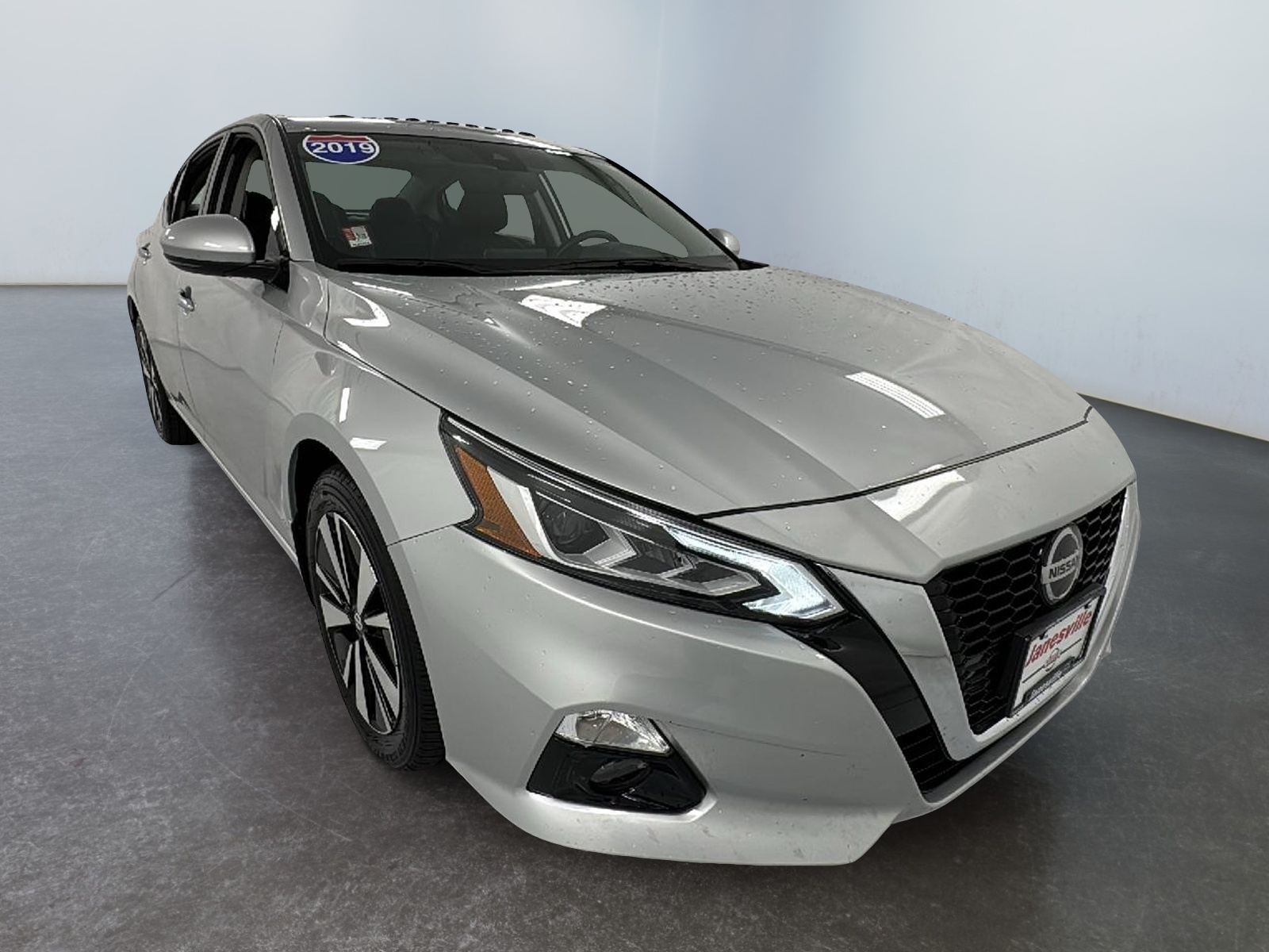 2019 Nissan Altima 2.5 SV 1