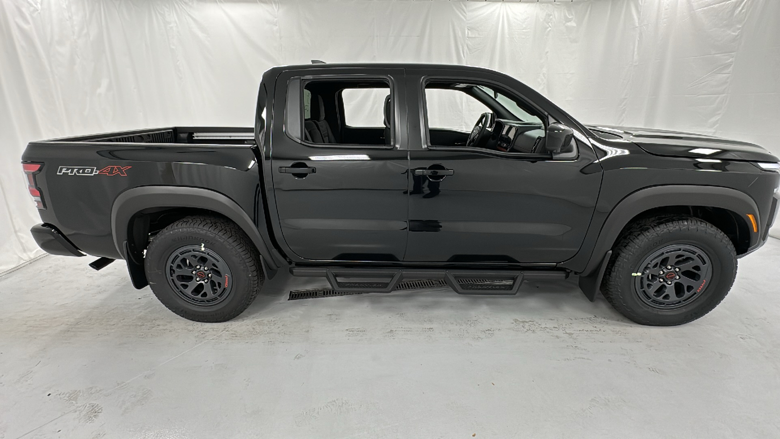 2025 Nissan Frontier PRO-4X 2