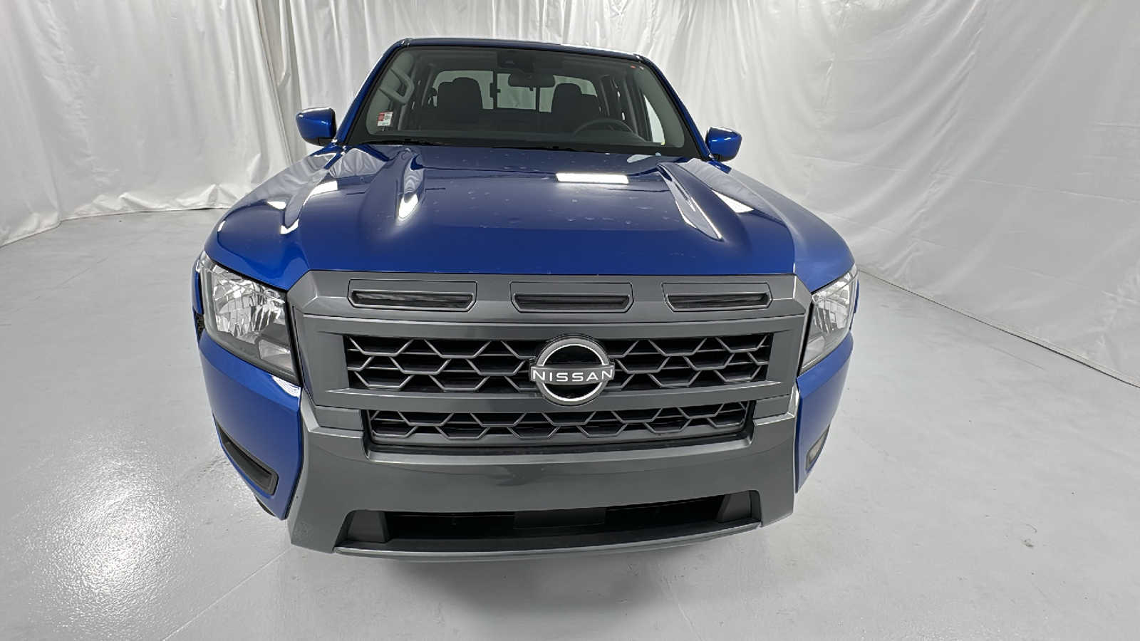 2025 Nissan Frontier SV 8