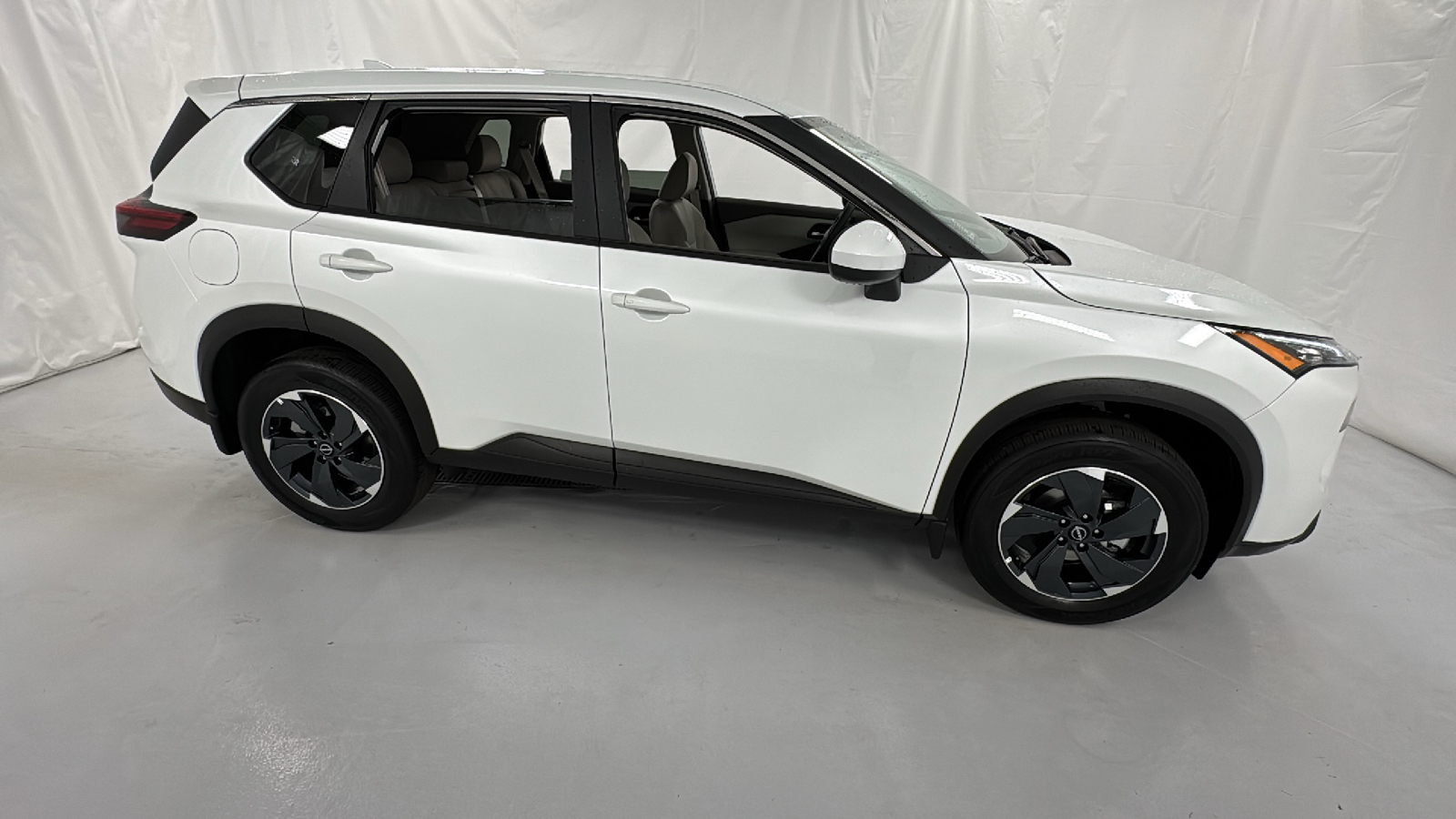 2025 Nissan Rogue SV 2