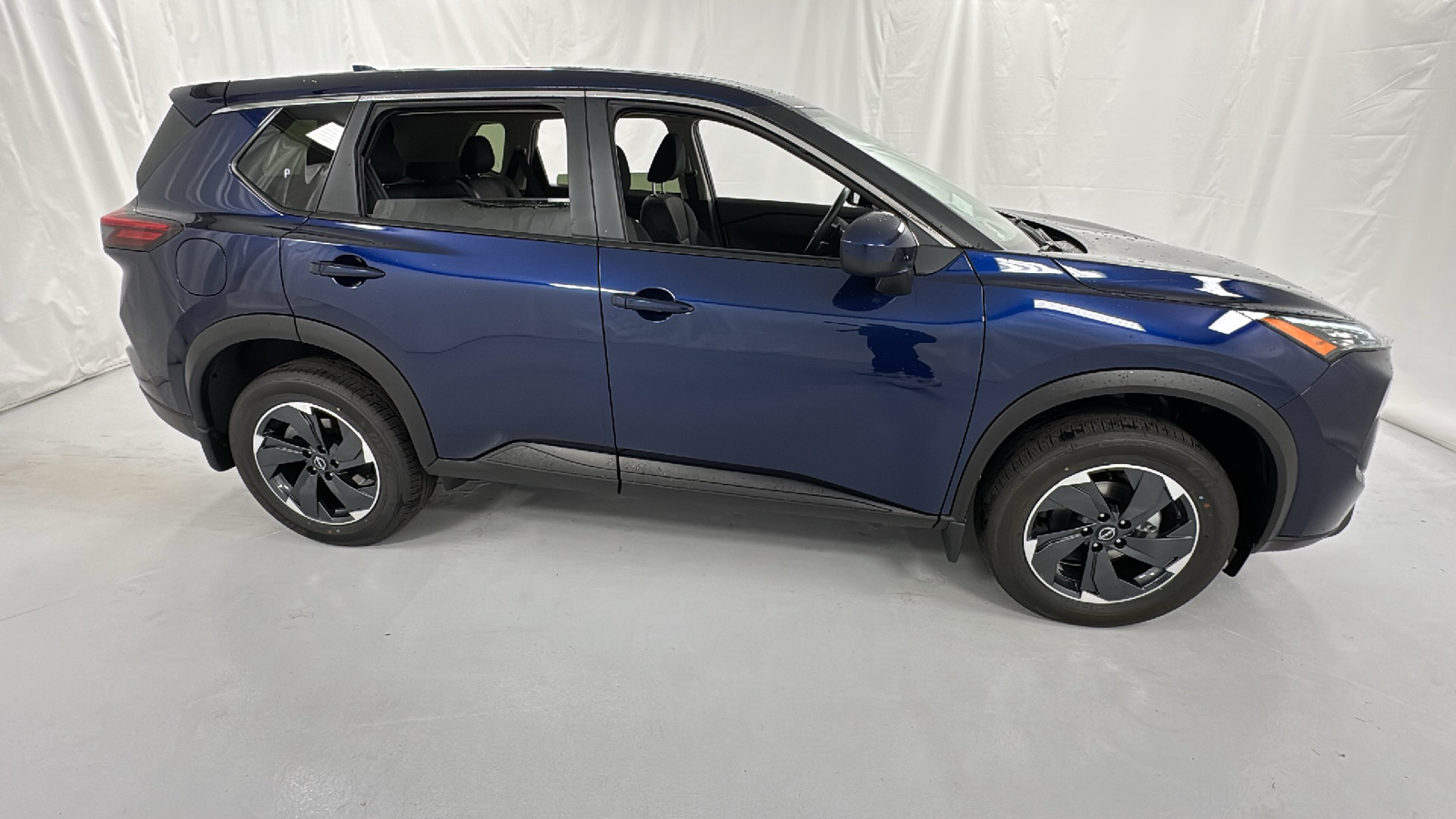 2024 Nissan Rogue SV 2