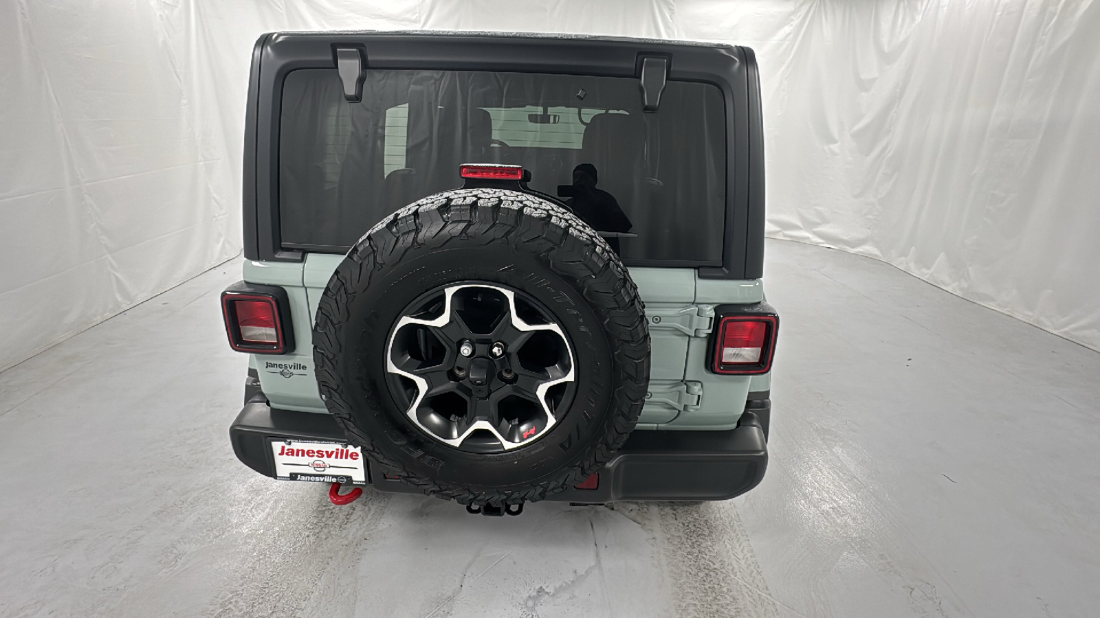 2023 Jeep Wrangler Rubicon 4