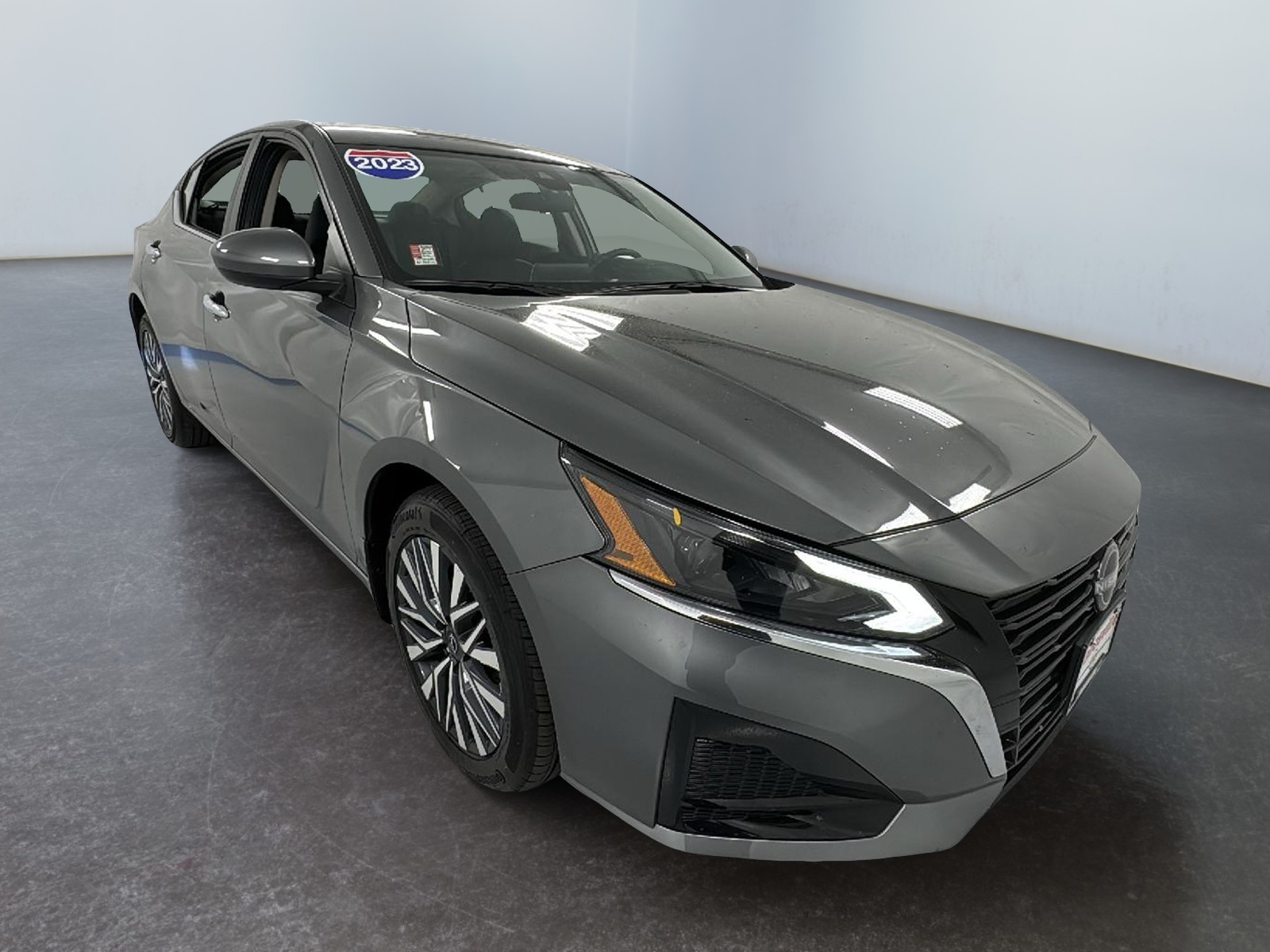 2023 Nissan Altima 2.5 SV 1