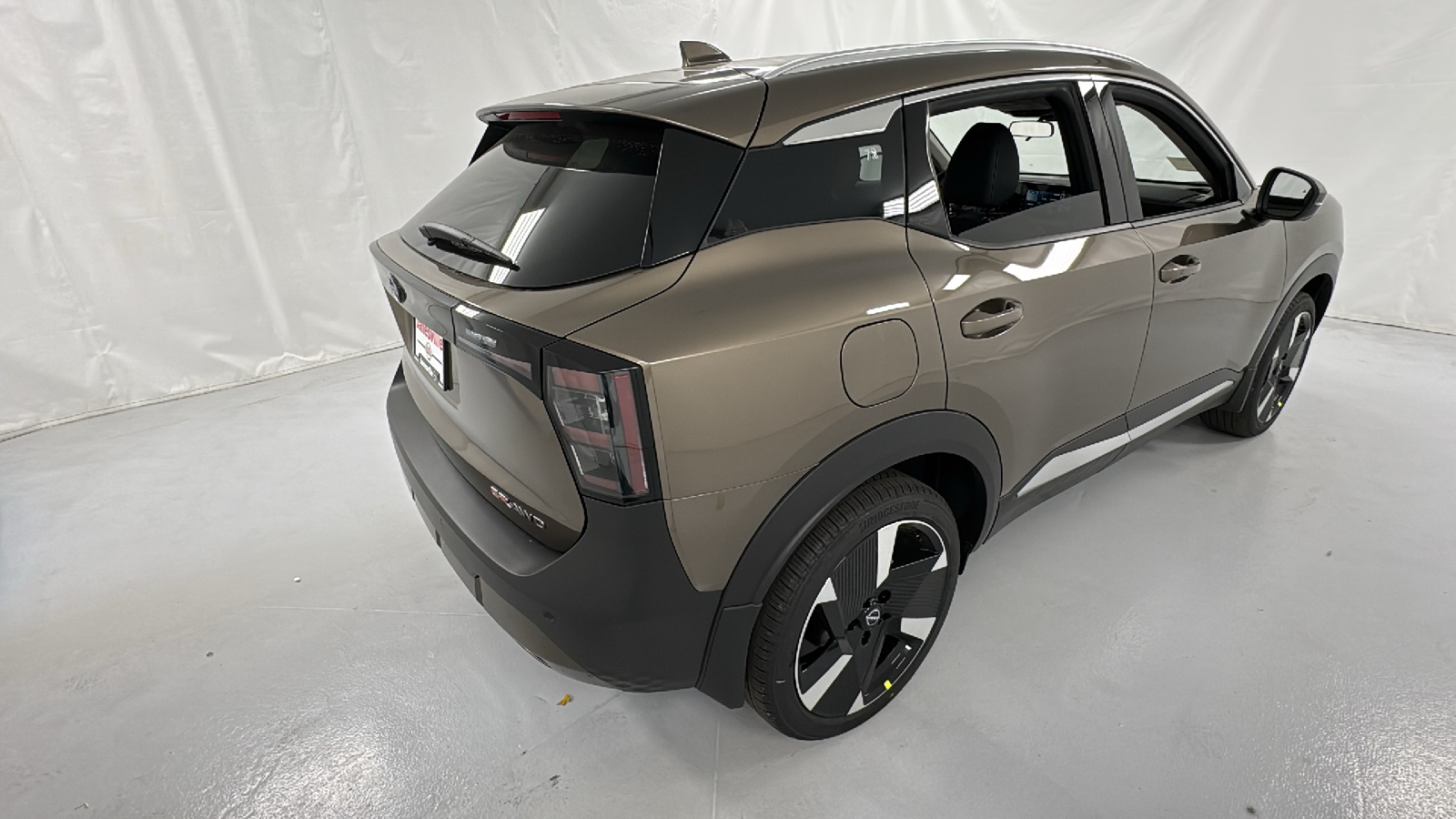 2025 Nissan Kicks SR 3