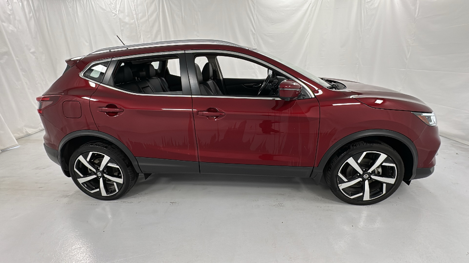 2021 Nissan Rogue Sport SL 2