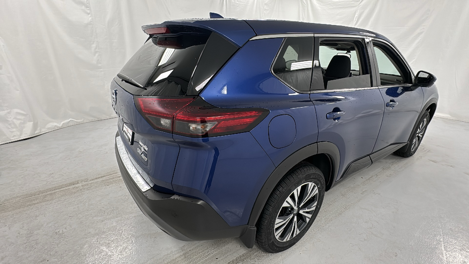 2021 Nissan Rogue SV 3