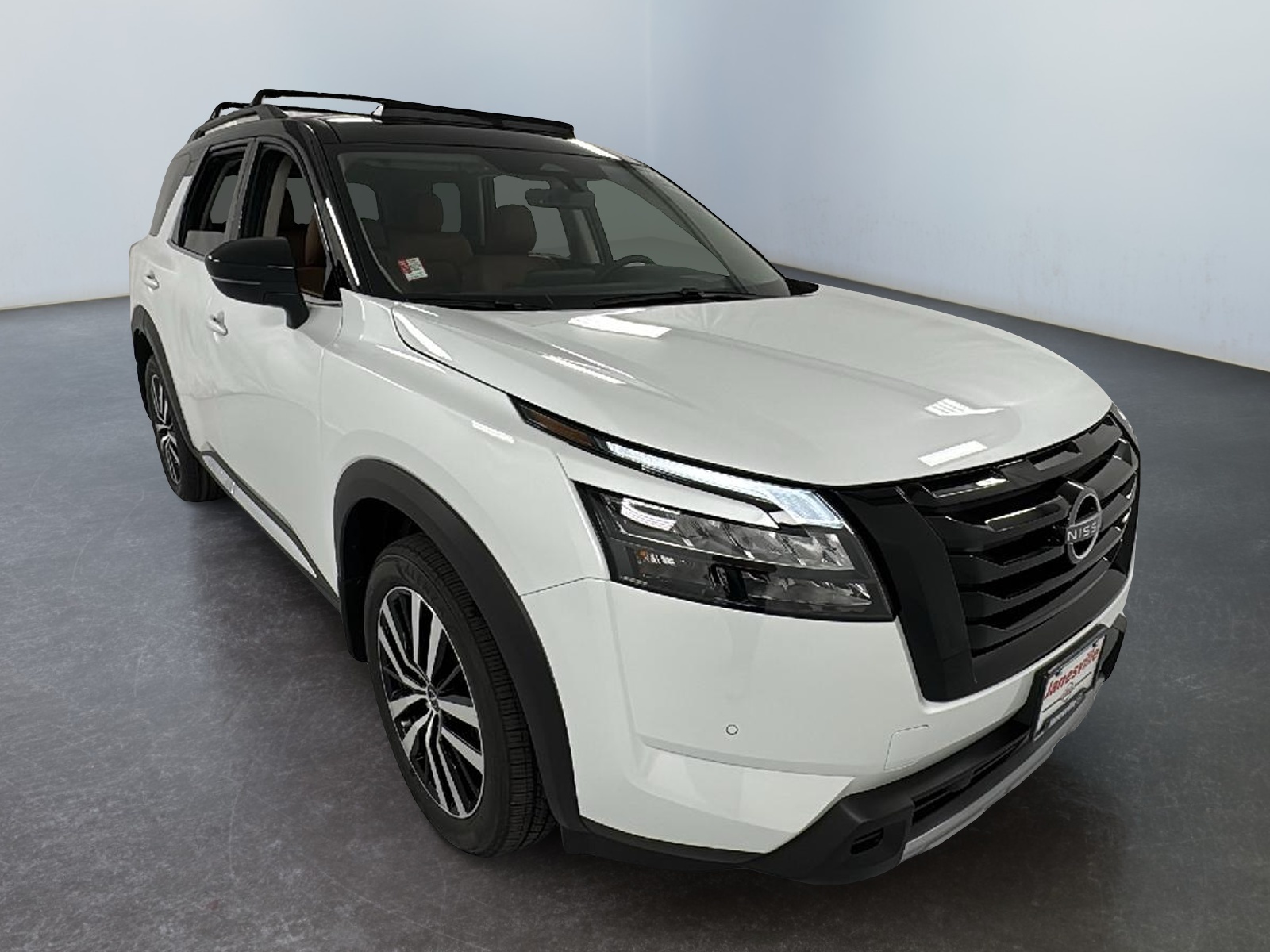 2025 Nissan Pathfinder Platinum 1