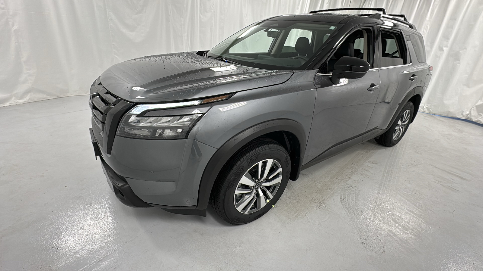 2025 Nissan Pathfinder SL 7