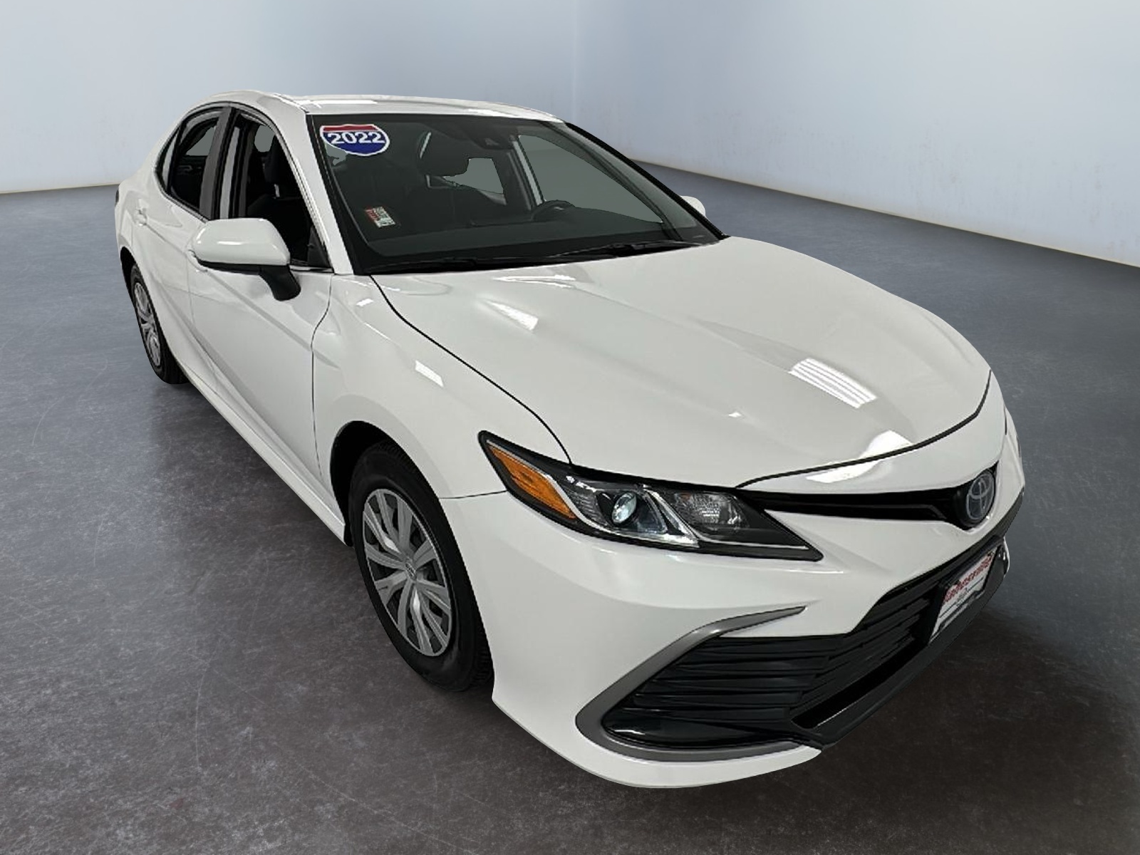 2022 Toyota Camry Hybrid LE 1