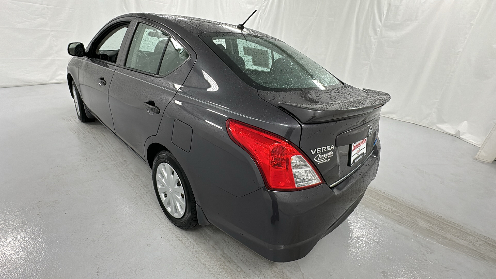 2015 Nissan Versa S Plus 5