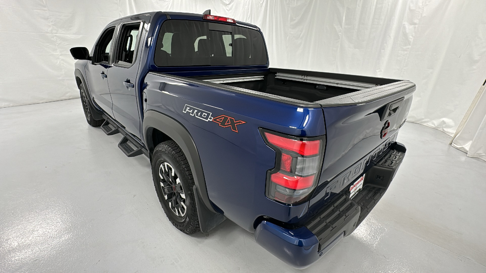 2023 Nissan Frontier PRO-4X 5