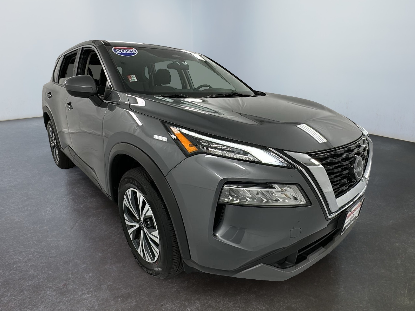 2023 Nissan Rogue SV 1