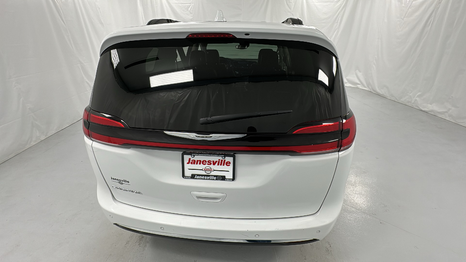 2022 Chrysler Pacifica Touring L 4