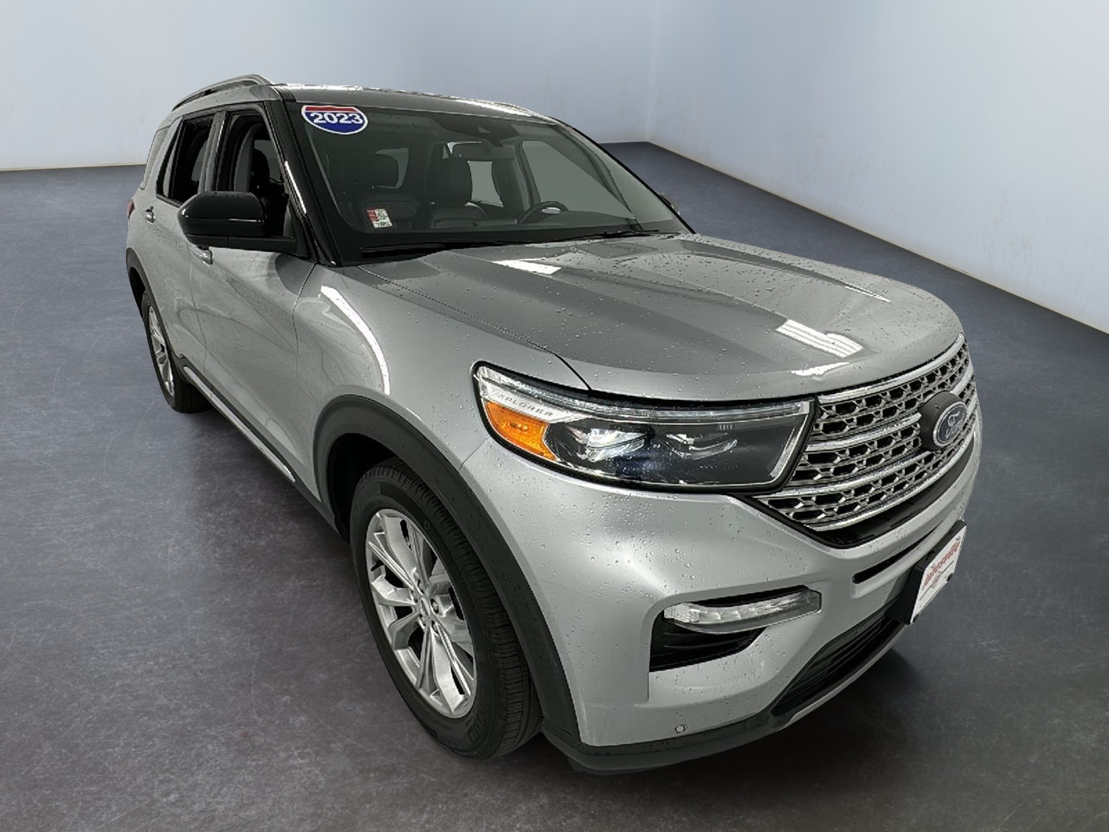 2023 Ford Explorer Limited 1