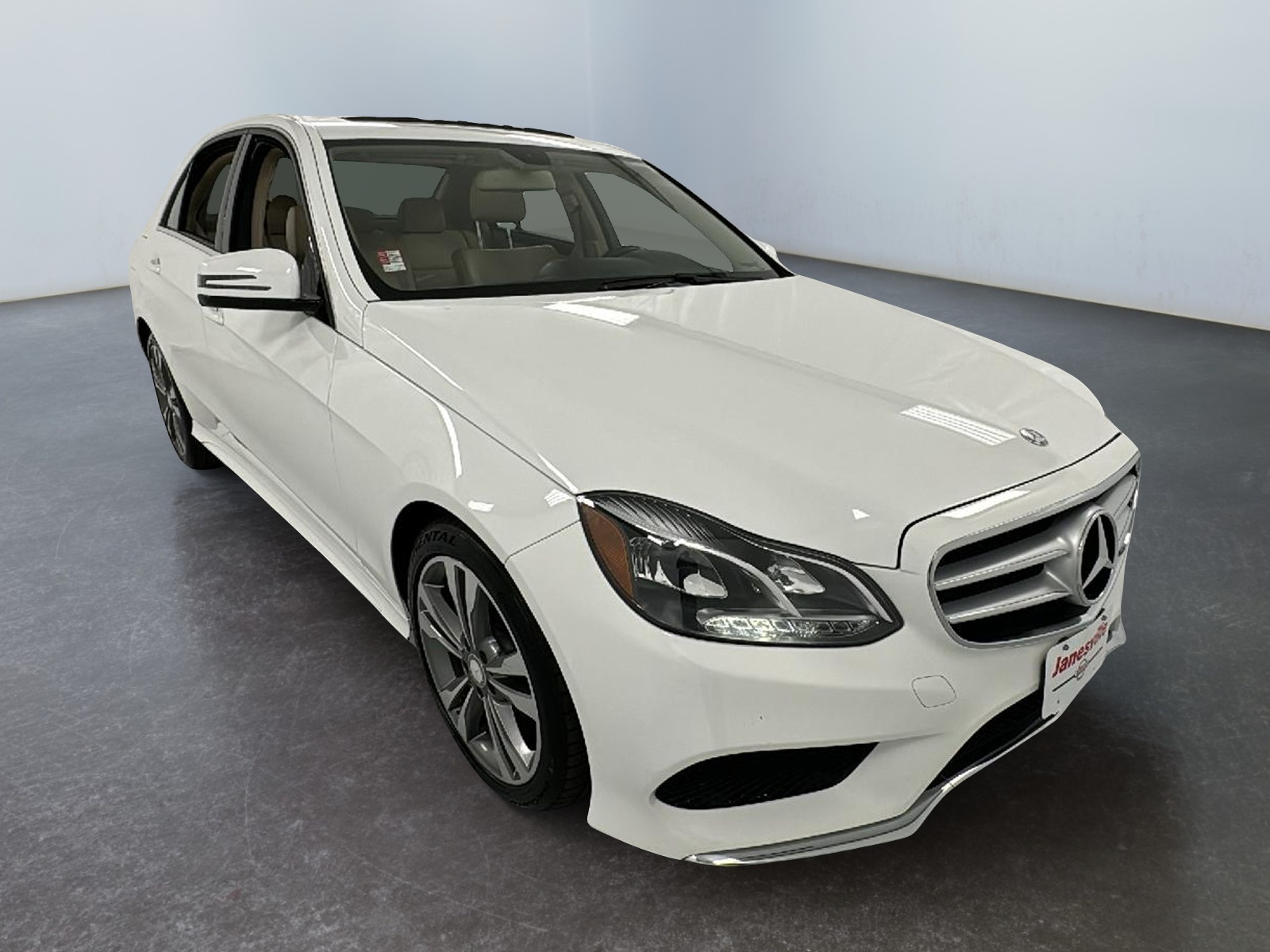 2016 Mercedes-Benz E-Class  1