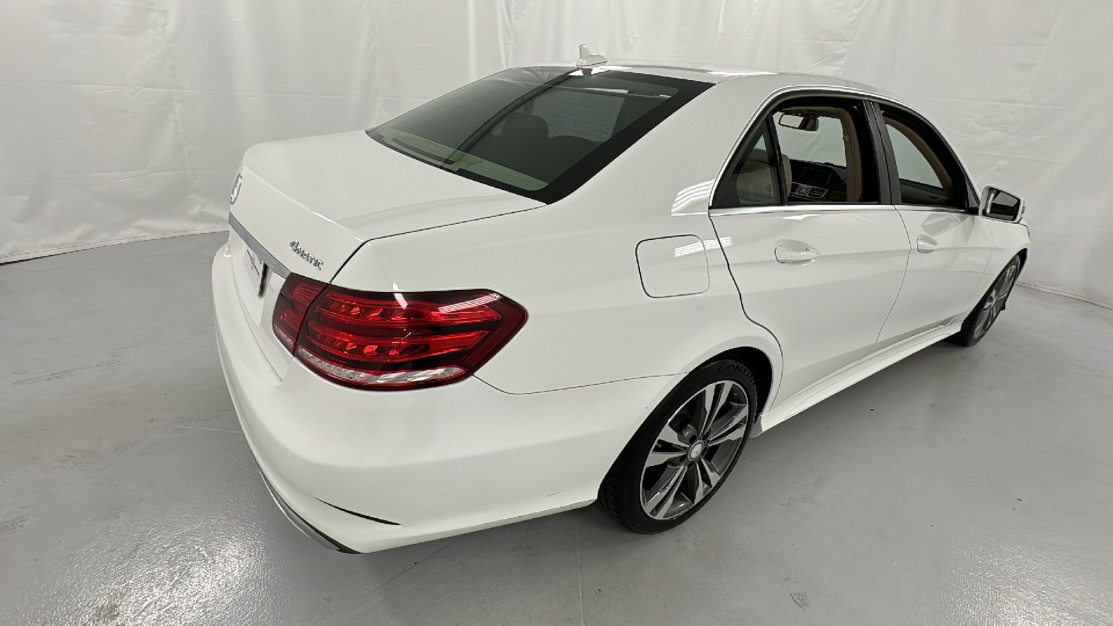 2016 Mercedes-Benz E-Class  3