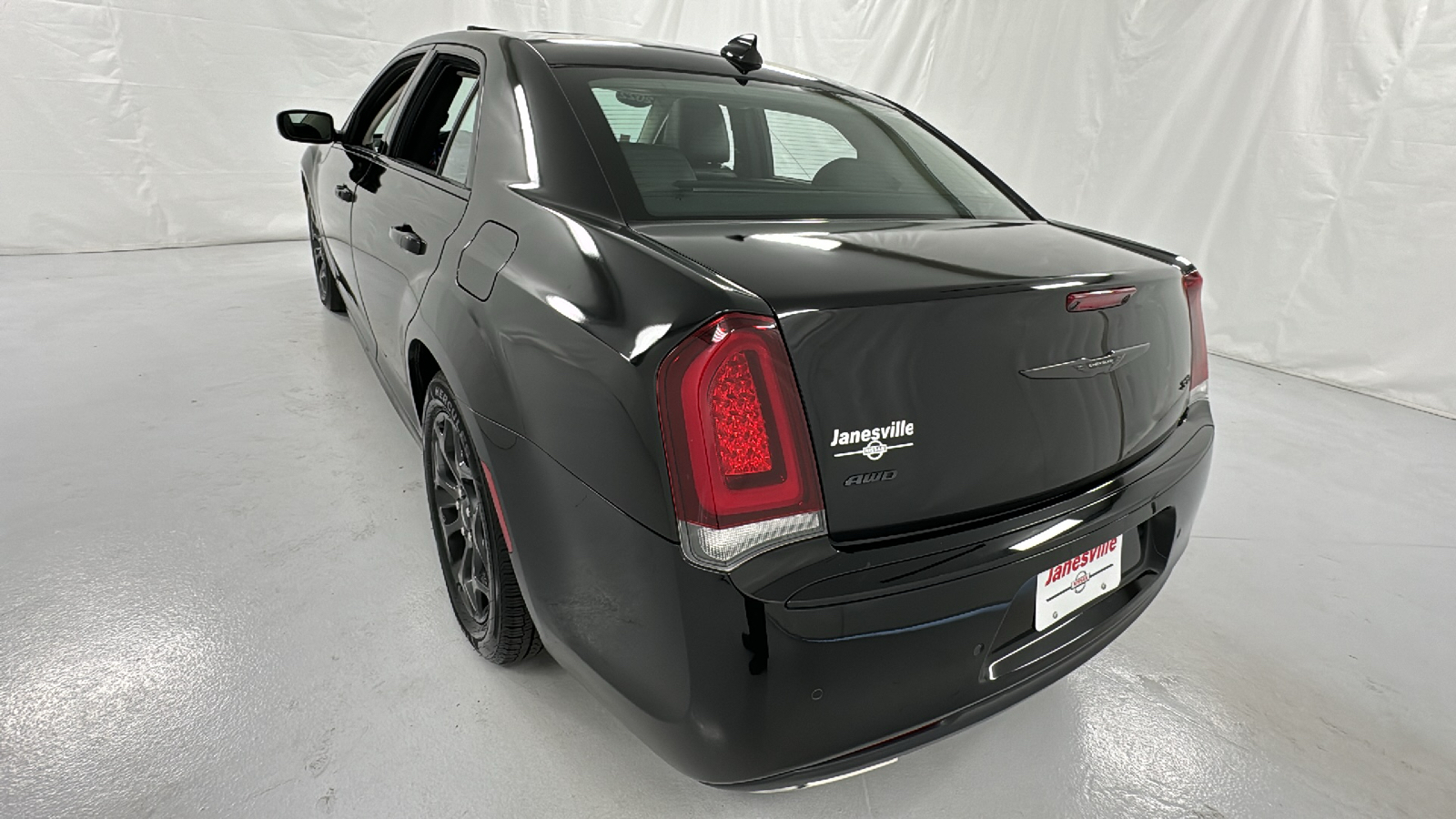 2022 Chrysler 300 Touring 5