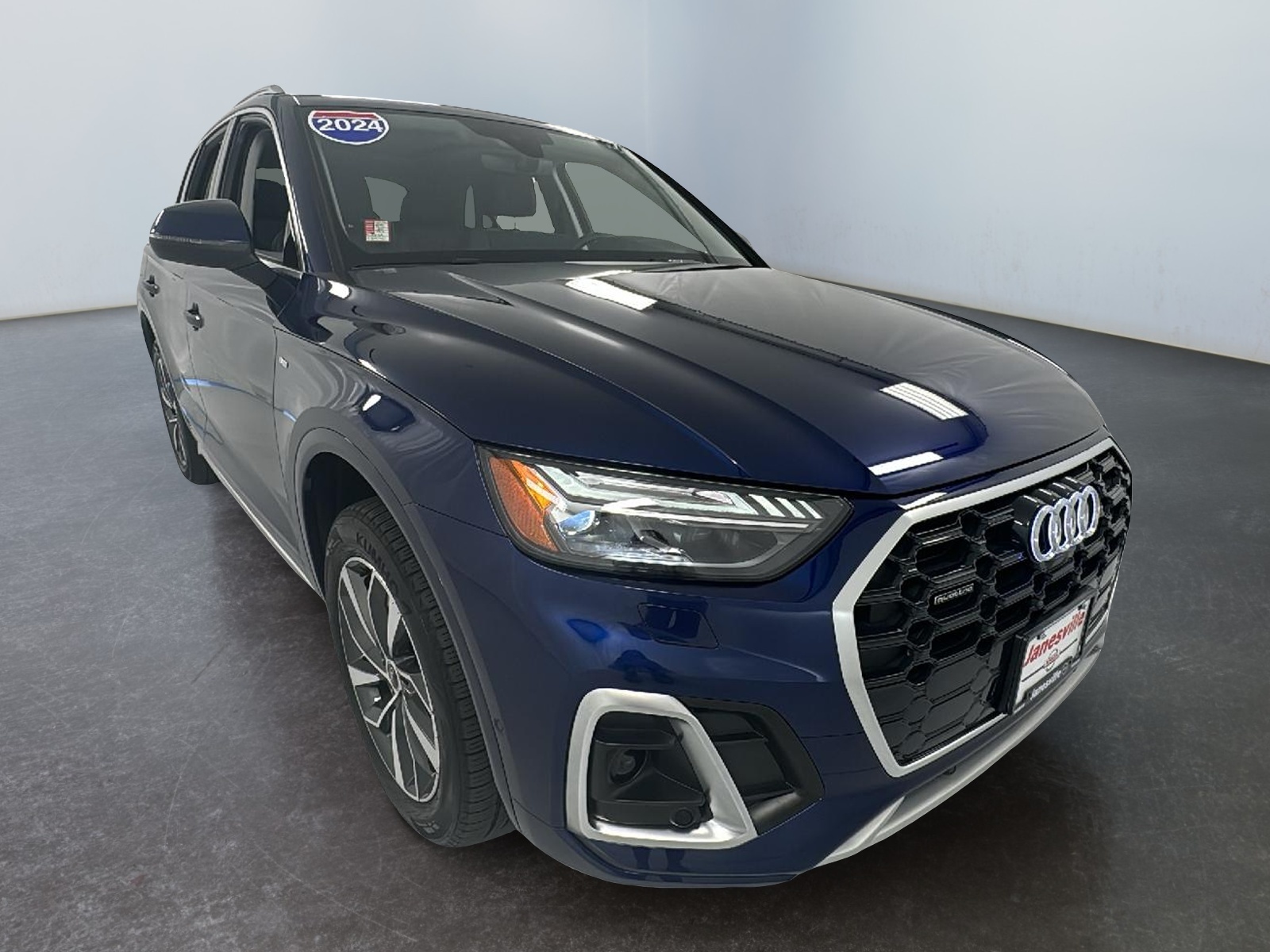 2024 Audi Q5 45 S line Prestige 1