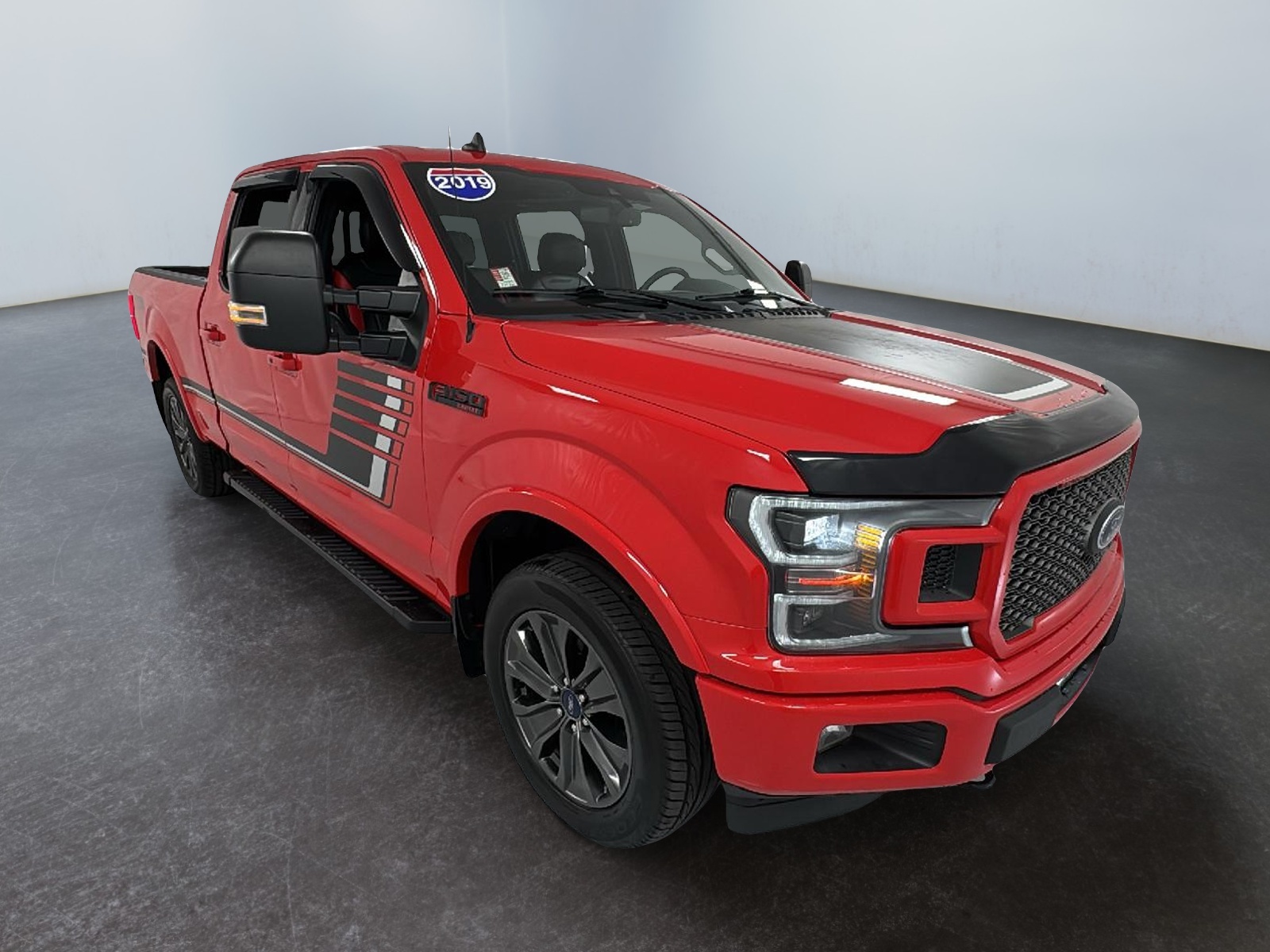 2019 Ford F-150 Lariat 1