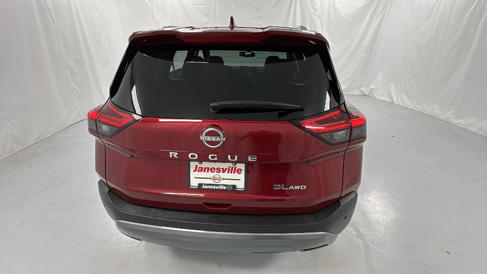 2023 Nissan Rogue SL 4