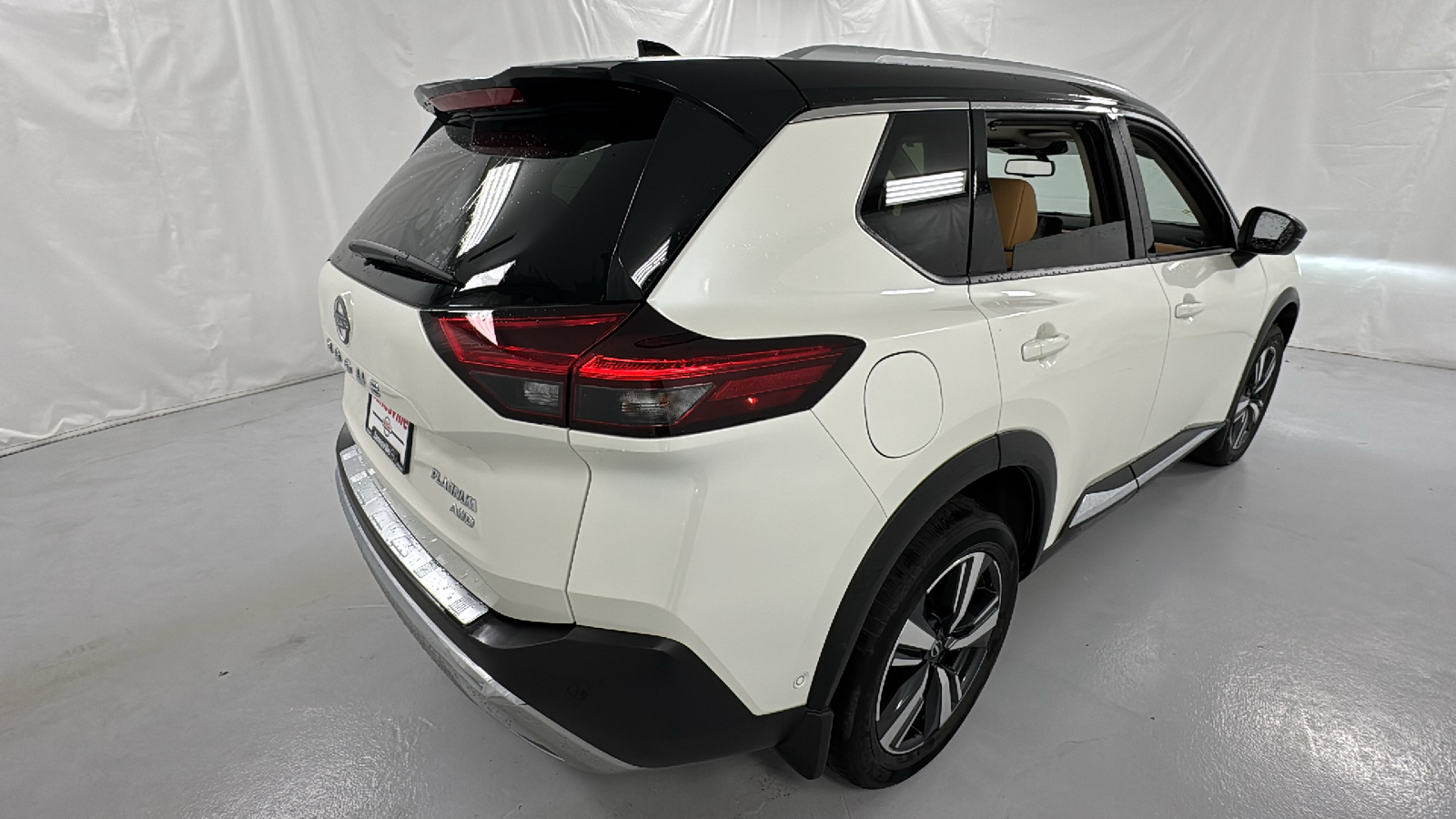 2023 Nissan Rogue Platinum 3