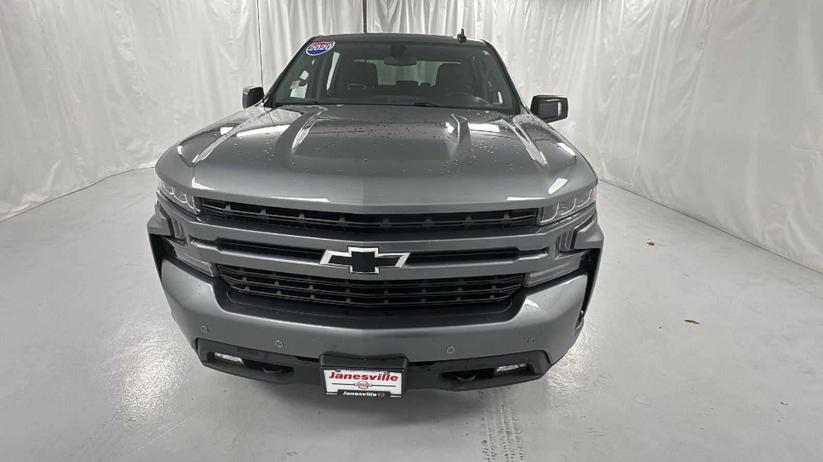 2020 Chevrolet Silverado 1500 RST 8