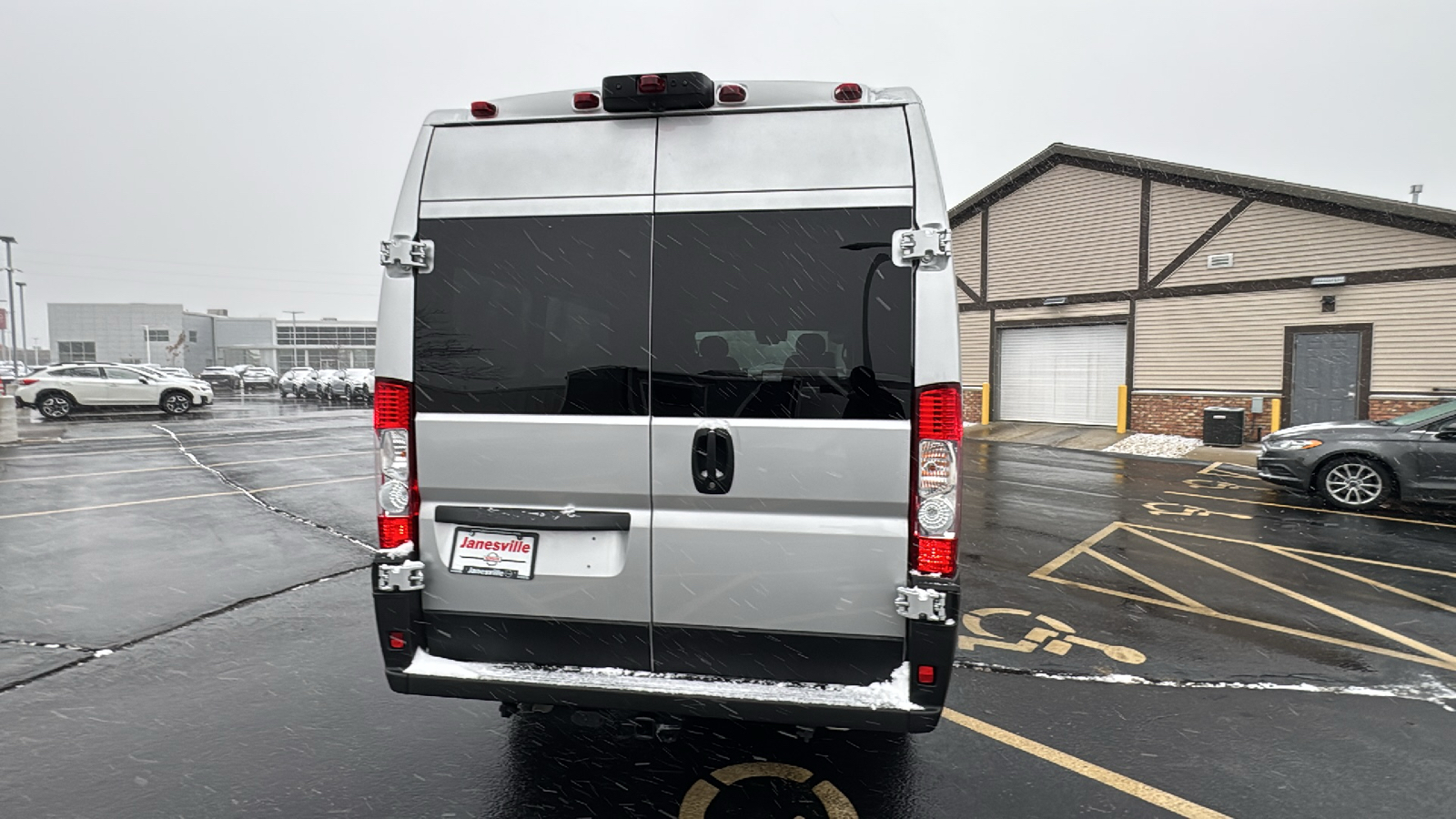 2023 Ram ProMaster 3500 Window Van High Roof 4