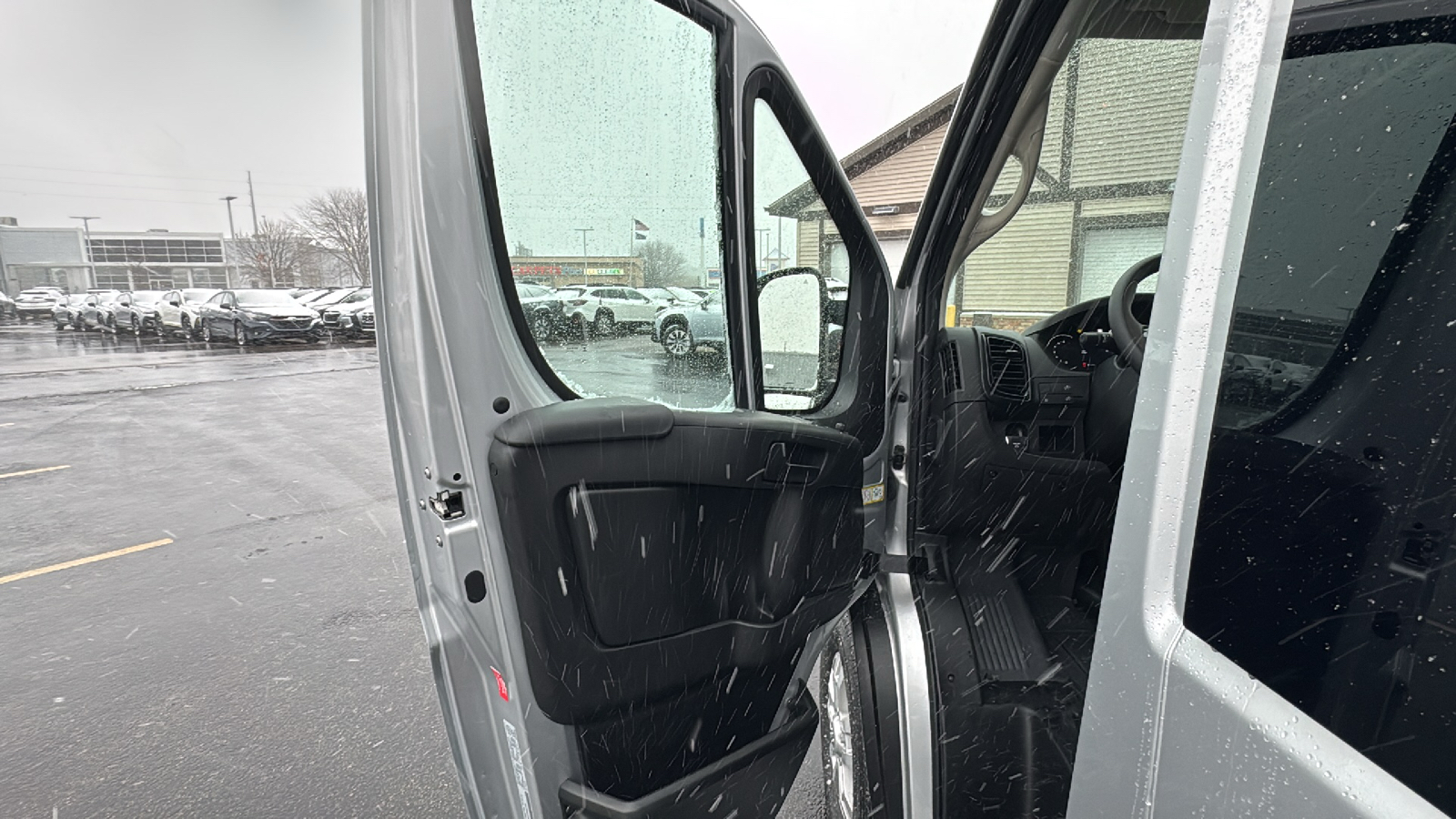 2023 Ram ProMaster 3500 Window Van High Roof 25