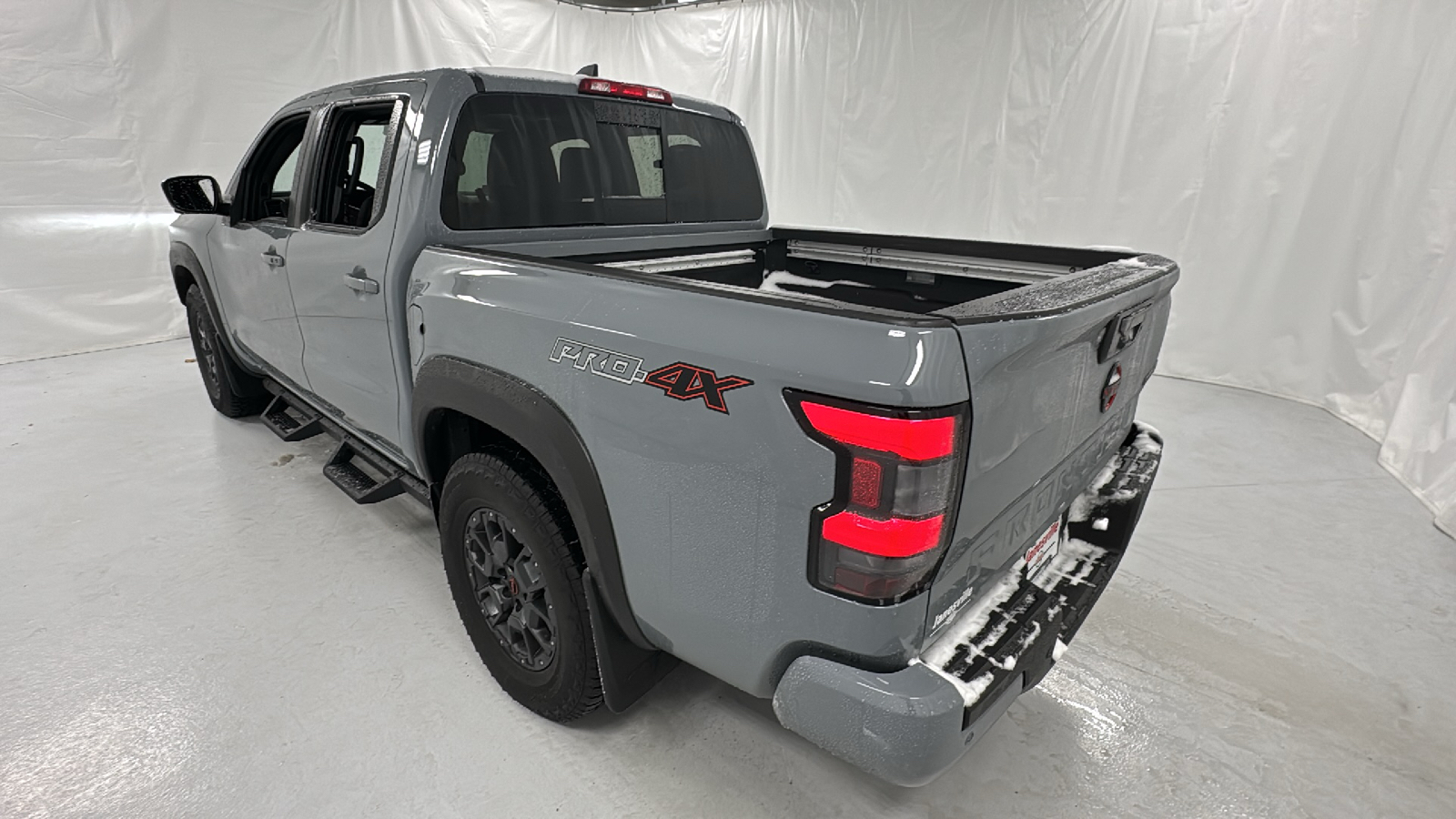 2023 Nissan Frontier PRO-4X 5