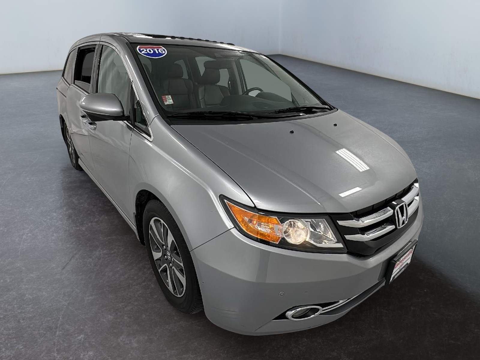 2016 Honda Odyssey Touring 1